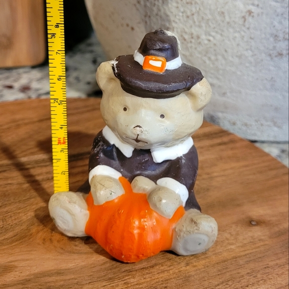 Vintage Thanksgiving pilgrim bear candle - Picture 4 of 4